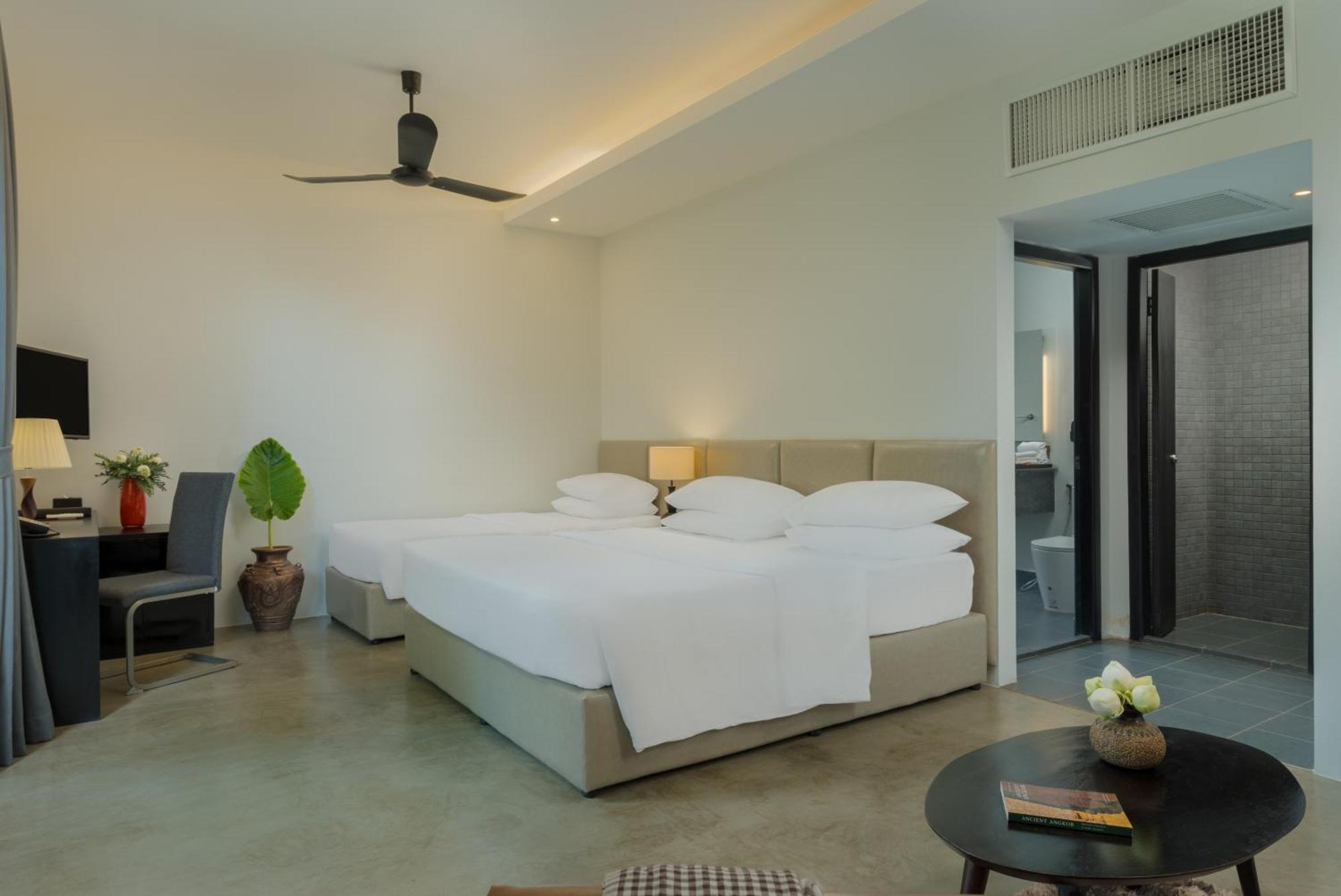 Eightfold Urban Resort Siem Reap Phòng bức ảnh